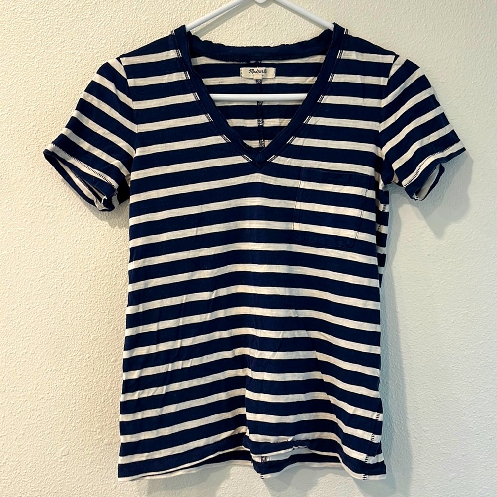 Madewell womens stripped short-sleeve, V-neck T